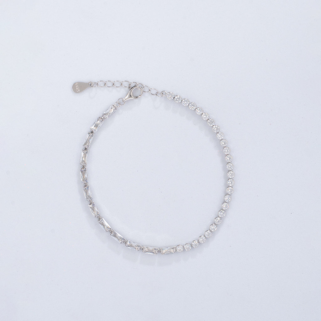 Silver Bracelet With Stunning Baguette & Round Cut Diamonds