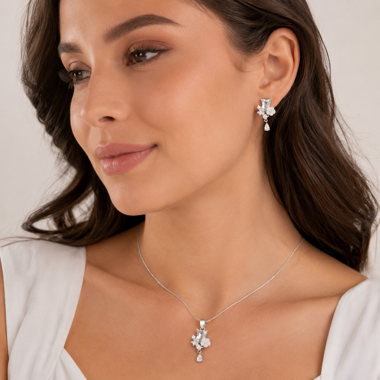 Emerald Ice Pendant Set