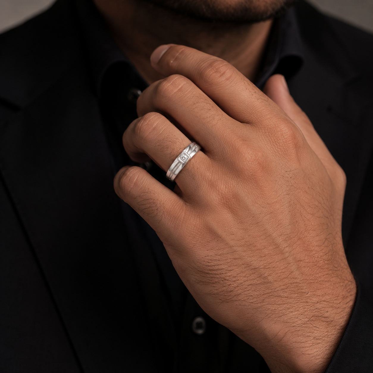 Single Diamond Band