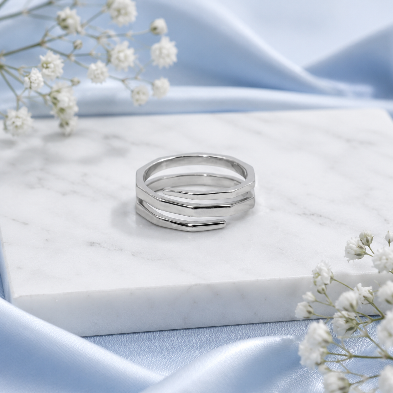 Spira Silver Ring