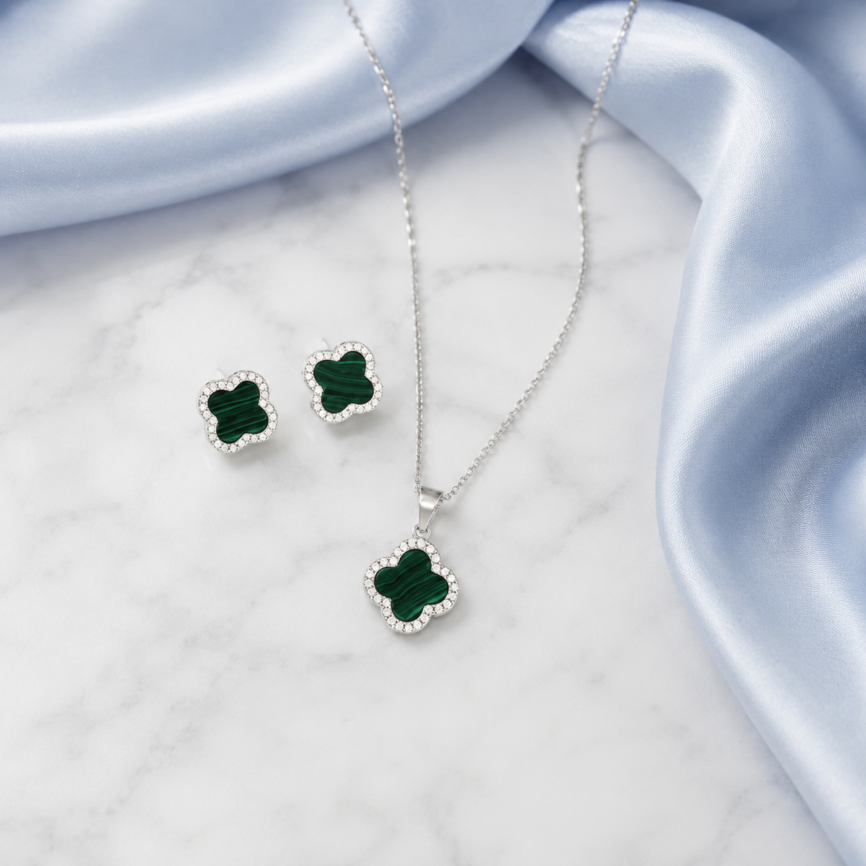 Verdant Diamond Pendant Set