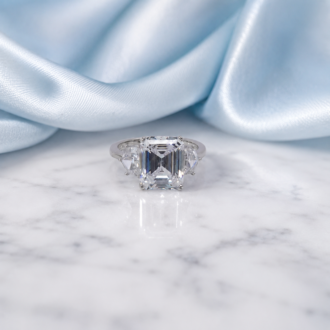 Emerald Crown Ring
