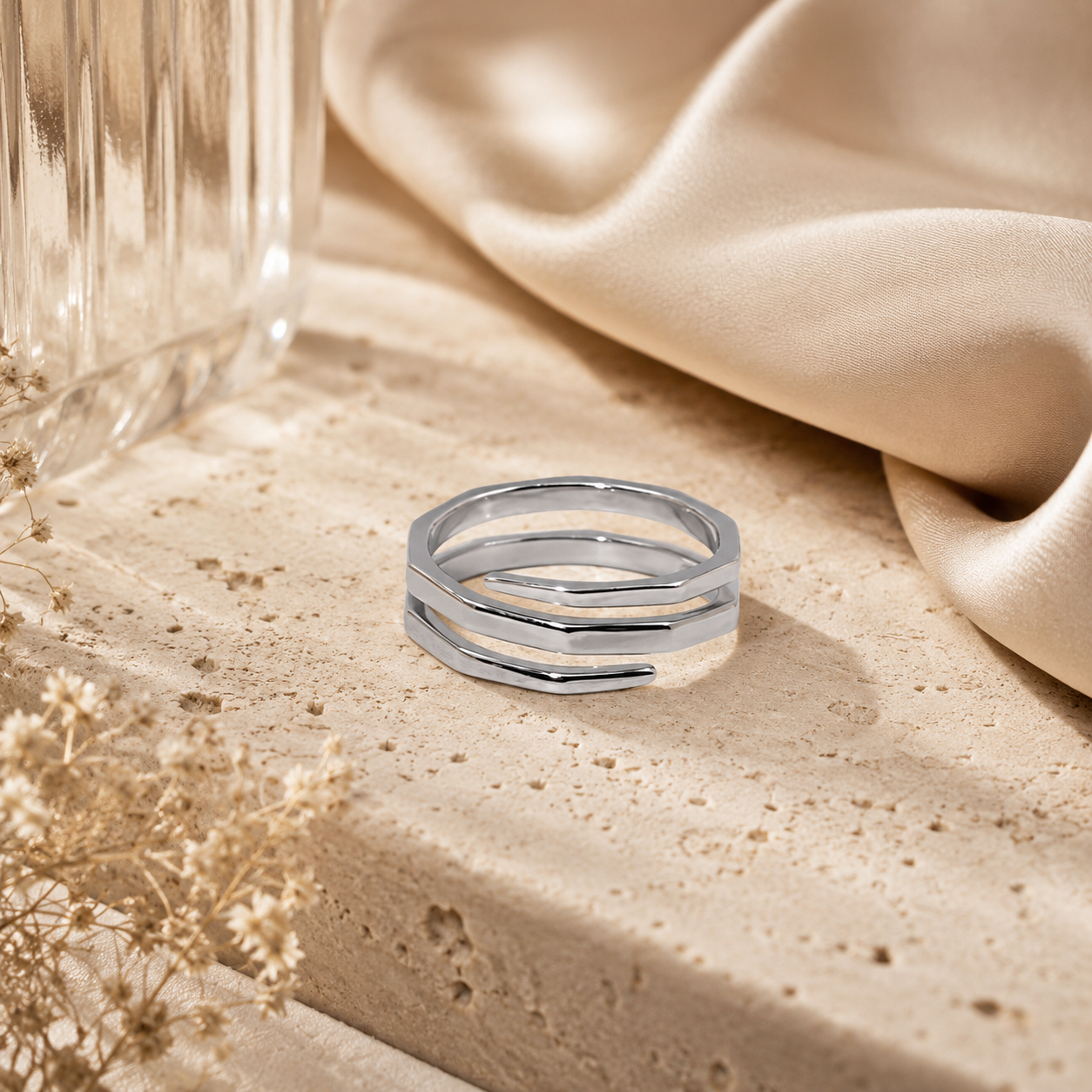 Spira Silver Ring