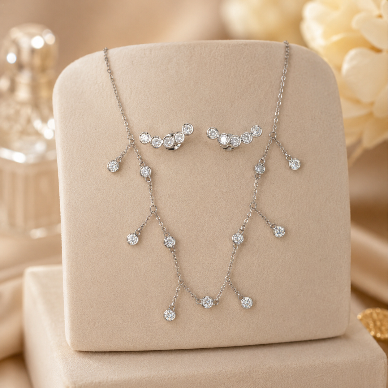 Diamond Muse Pendant Set