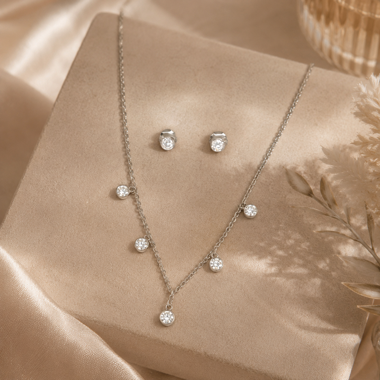 Delicate Dazzle Pendant Set