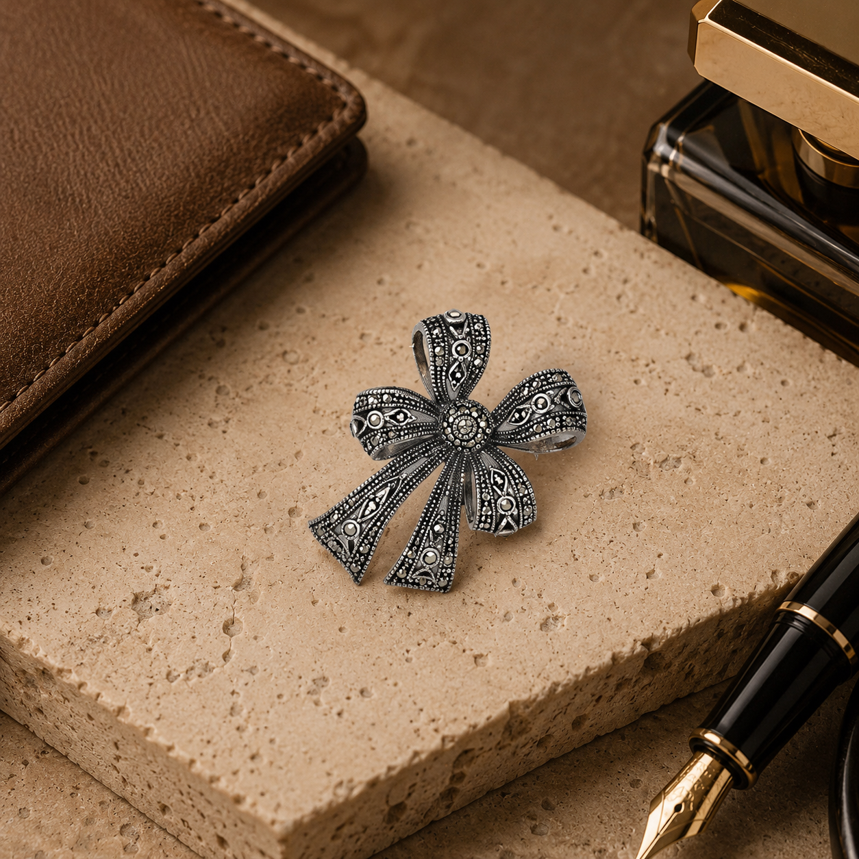 Bowelle Silver Brooch