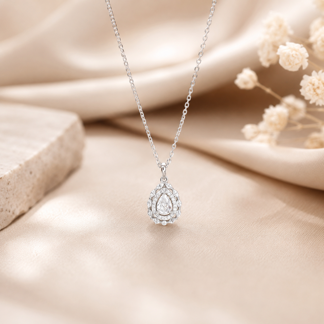 Pearlight Solitaire Pendant