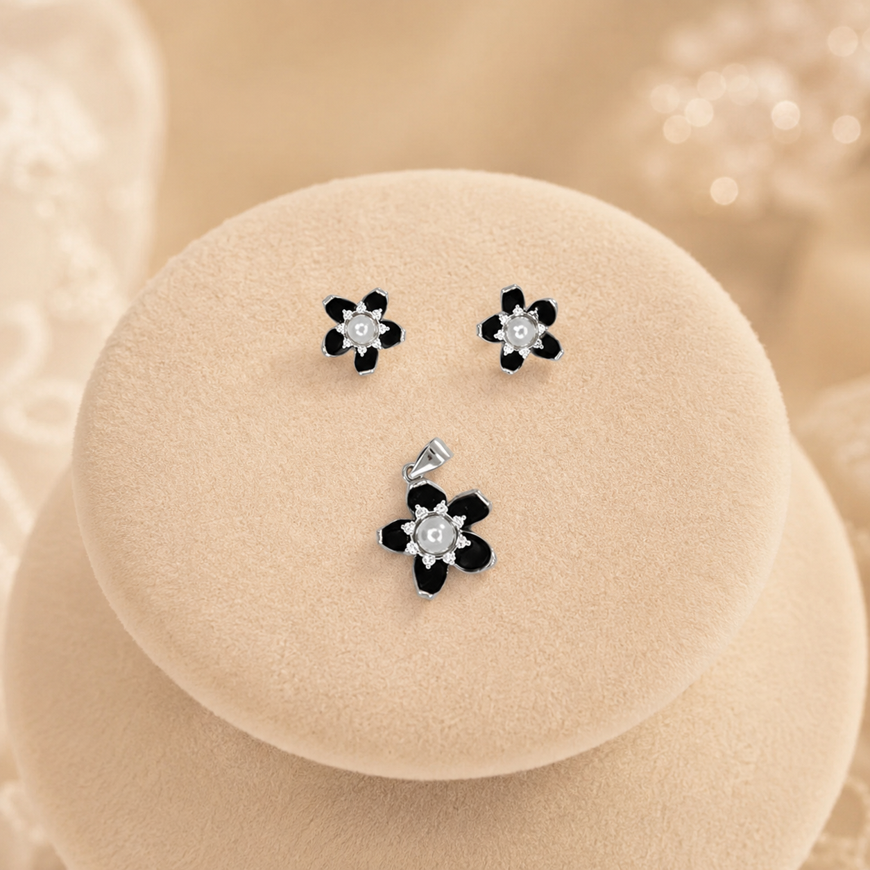 Onyx Flower Pendant Set