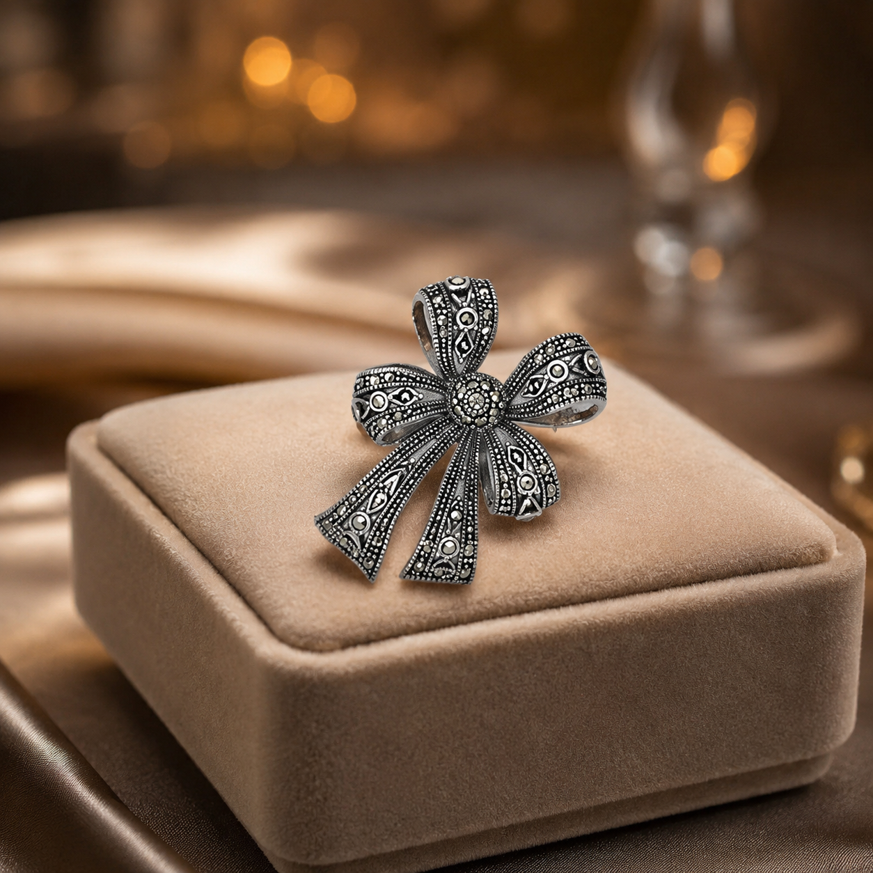 Bowelle Silver Brooch