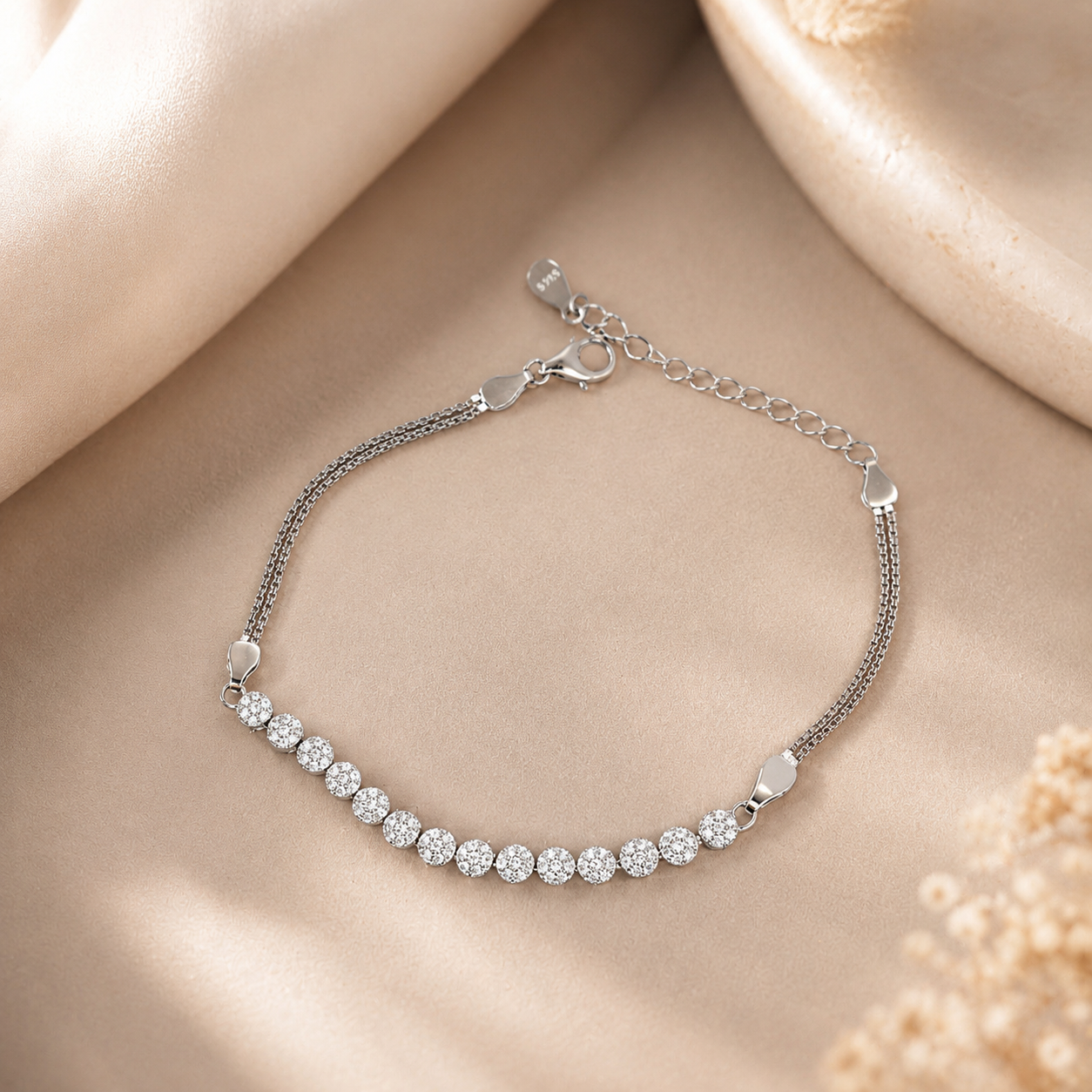 Soft Spark Bracelet