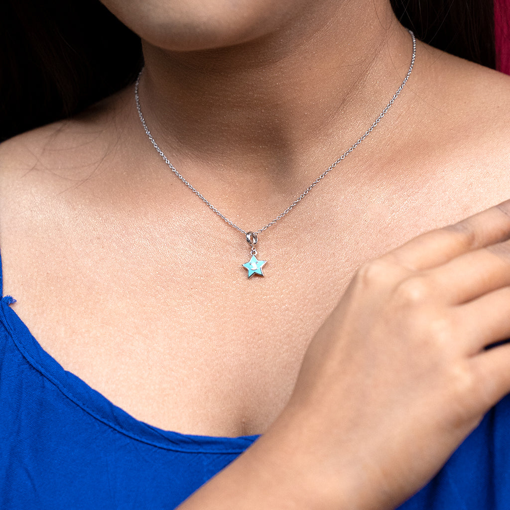 Stunning Silver Pendant Set