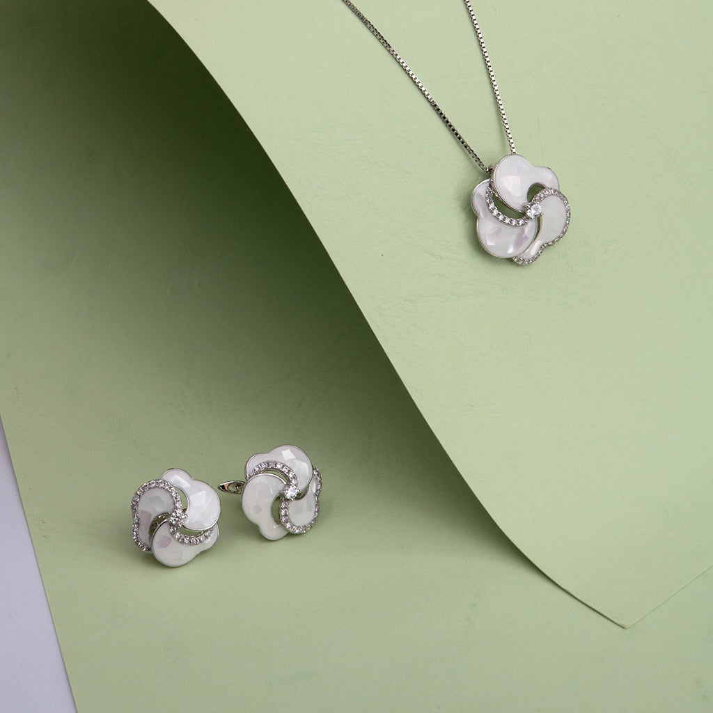 Silver Floral Jewellery Pendant Set with White Stones