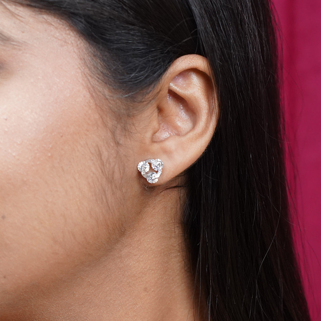 Round Cut Diamonds Studded in Silver Pendant Set