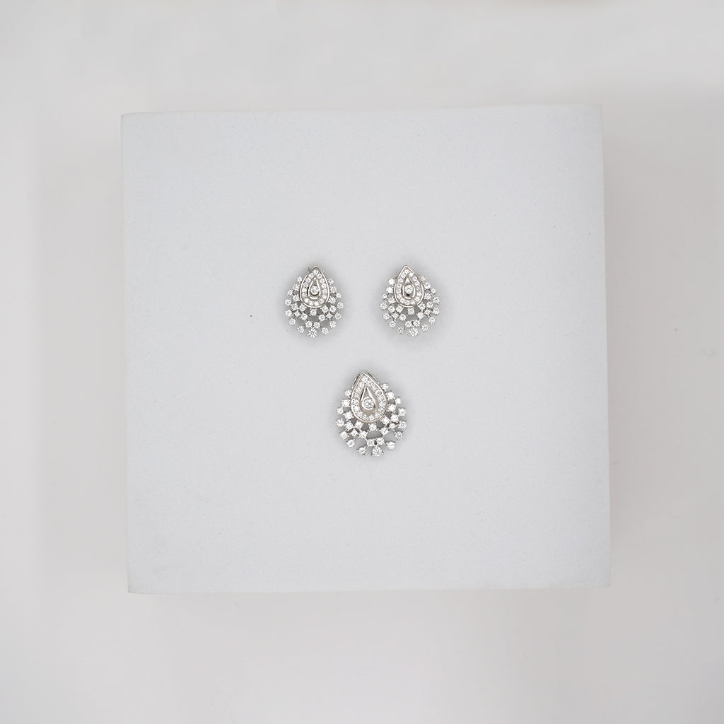 Classic Silver Pendant Set with Round Cut Diamonds