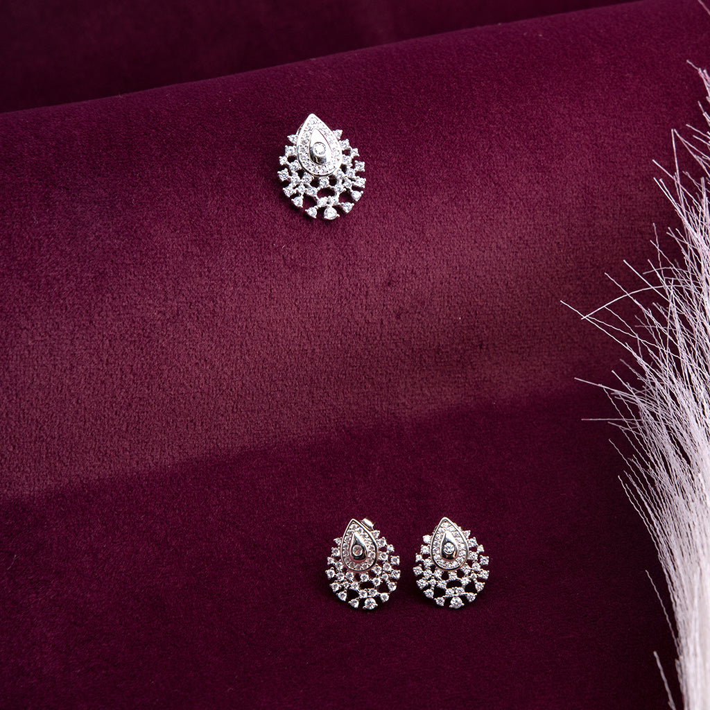 Classic Silver Pendant Set with Round Cut Diamonds