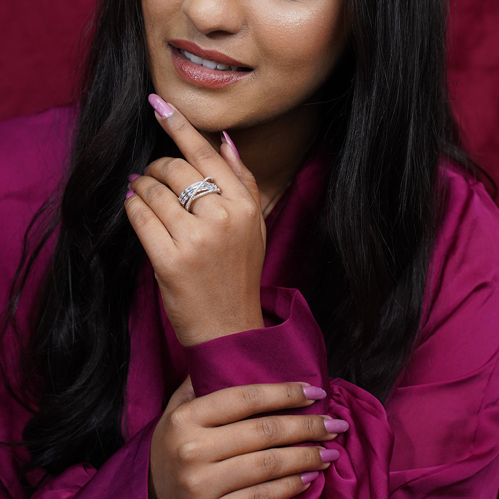 Silver Ring featuring Sleek Baguette & Round Diamonds