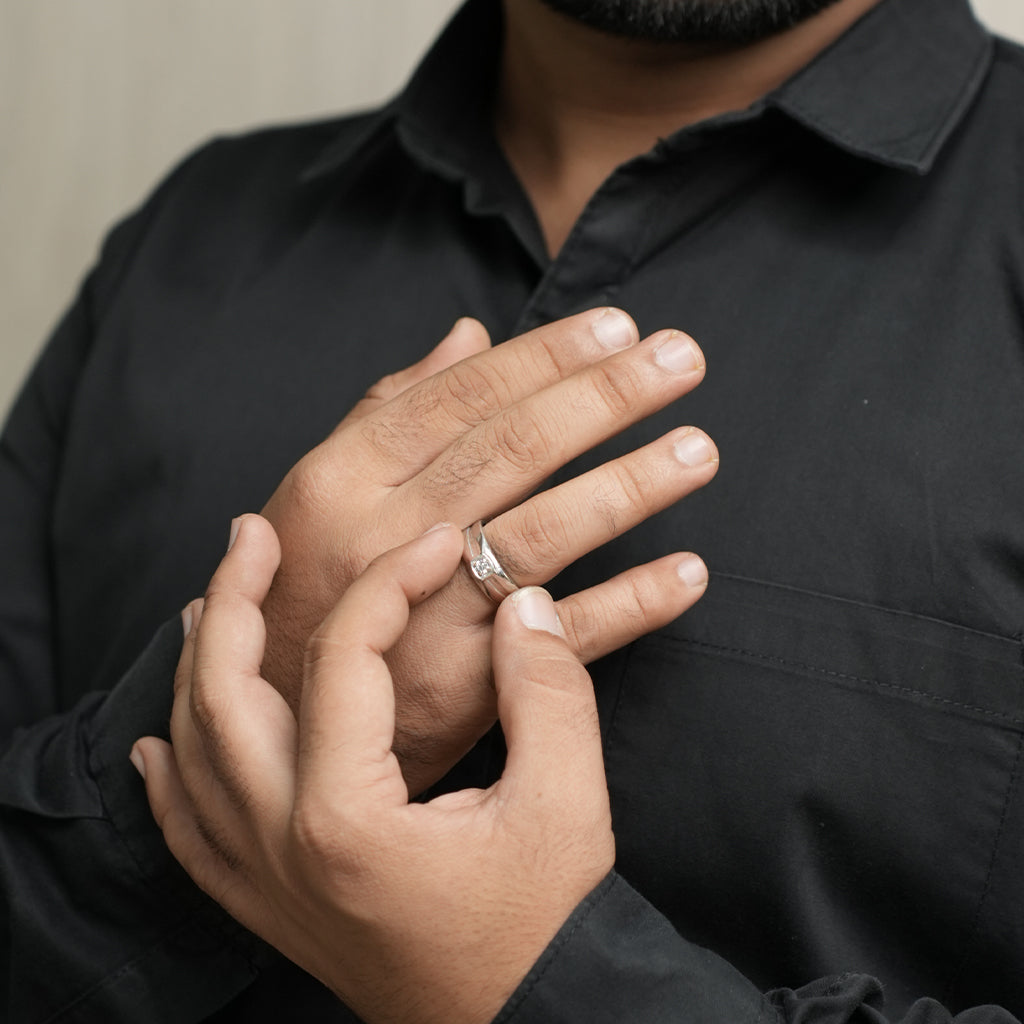 Single Diamond Silver Band