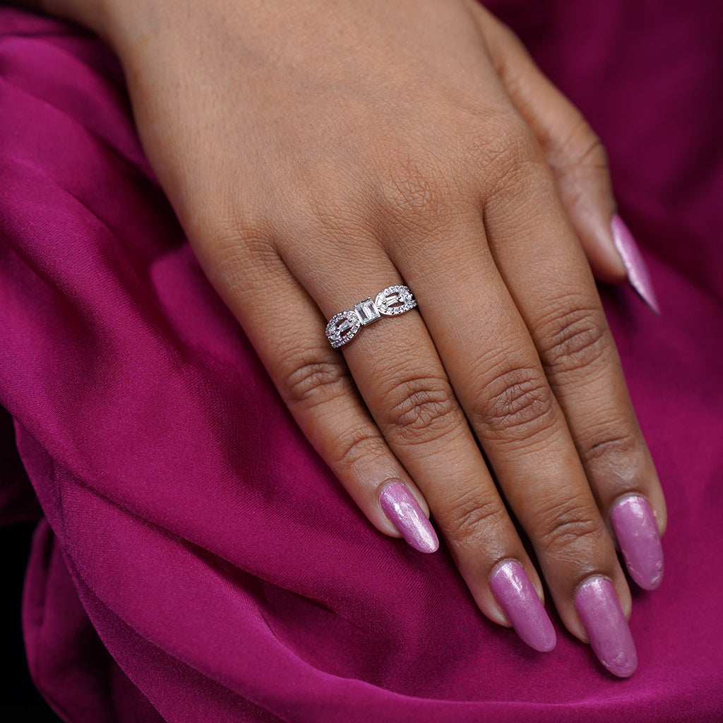 Silver Ring With Stirking Baguette Cut Diamonds