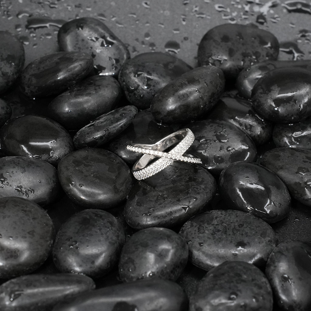 Interlocking Designed Silver Ring