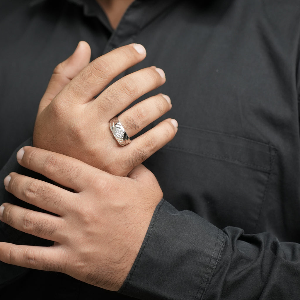 Minimal Designed Diamond Studded Silver Ring