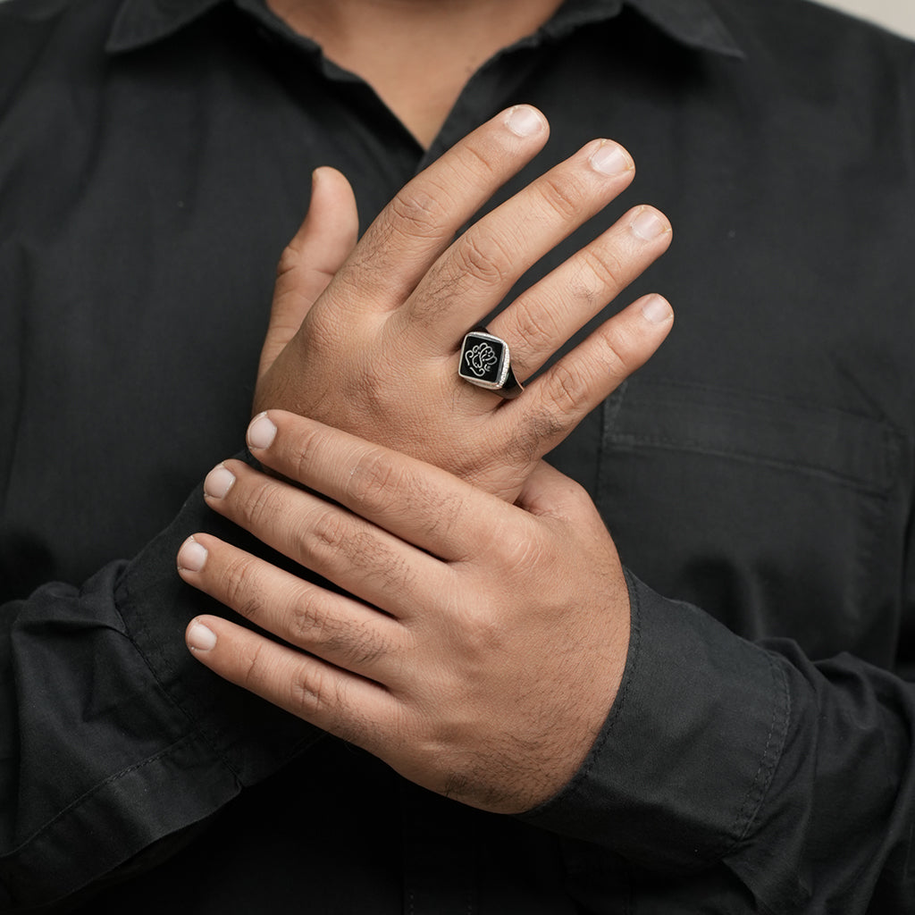 Lord Ganesh Embedded Siler Ring