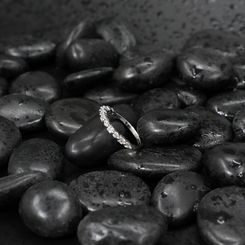 Silver Ring With Combination of Sparkling Round & Square Cut Diamond