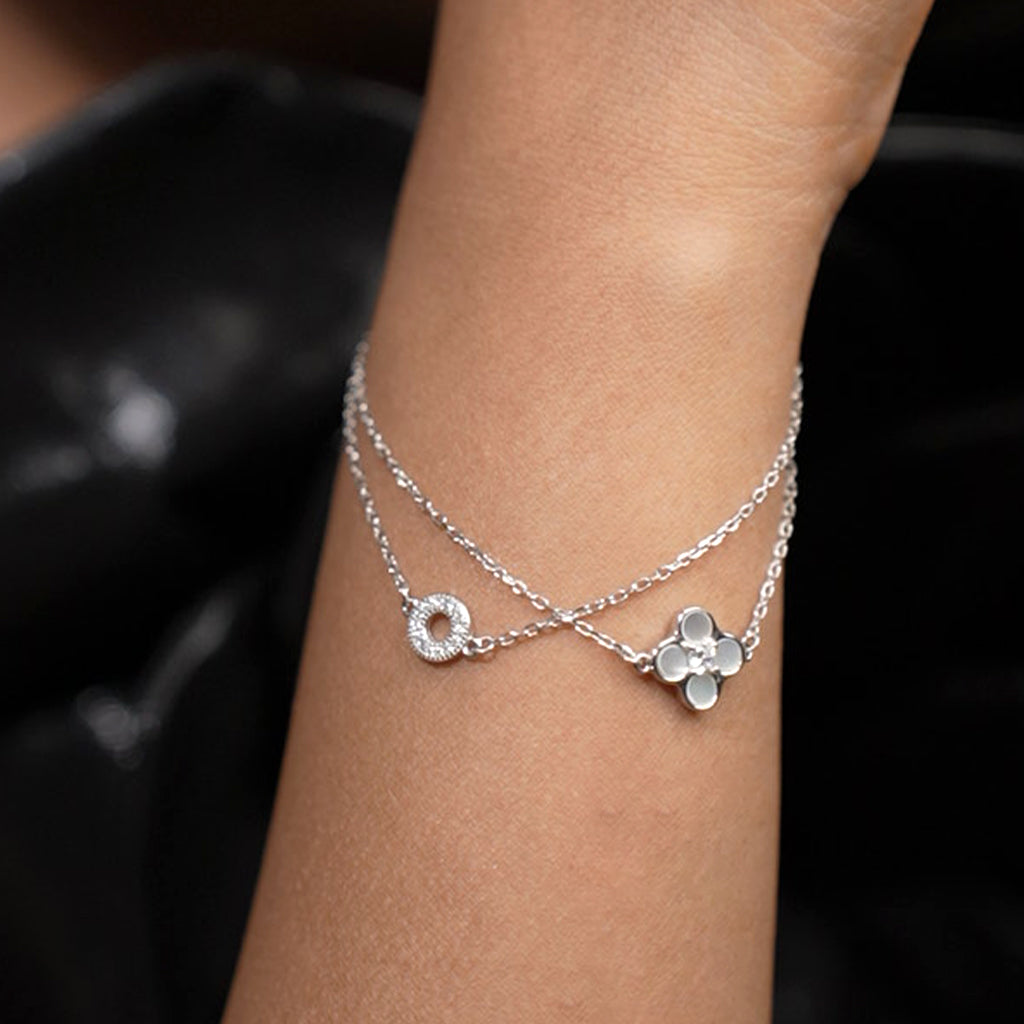 Clove Shaped Silver Bracelet With Mother Of Pearl