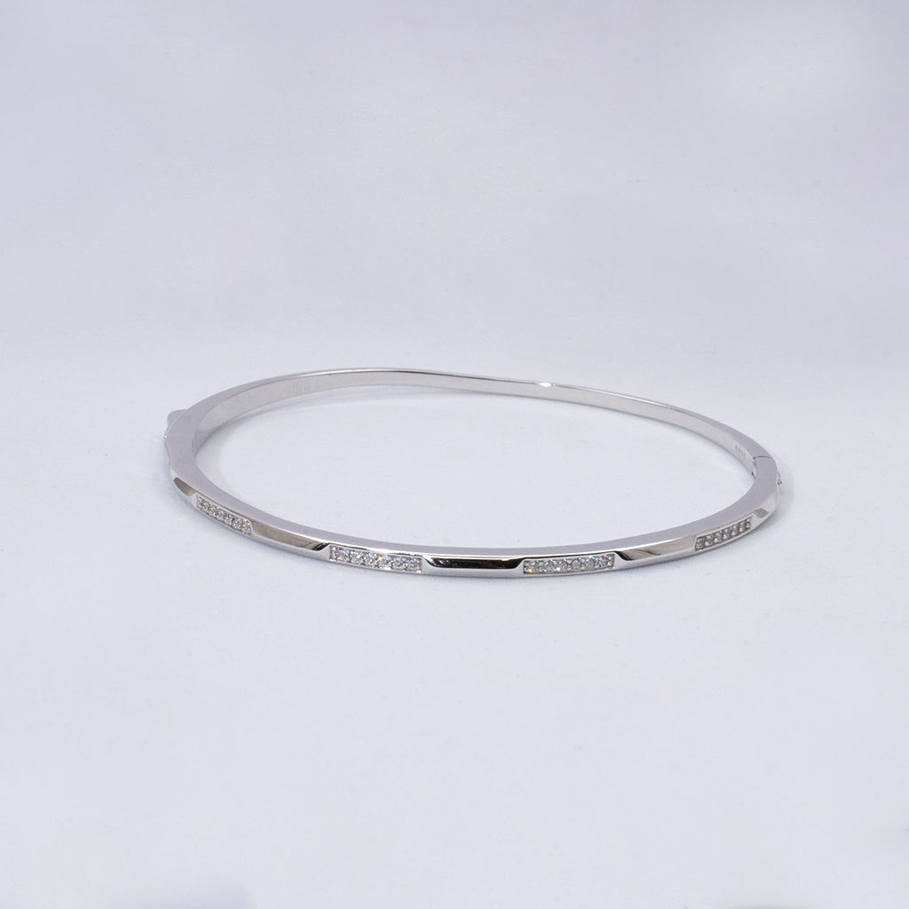 Shimmering Diamonds Studded in Silver Bracelet