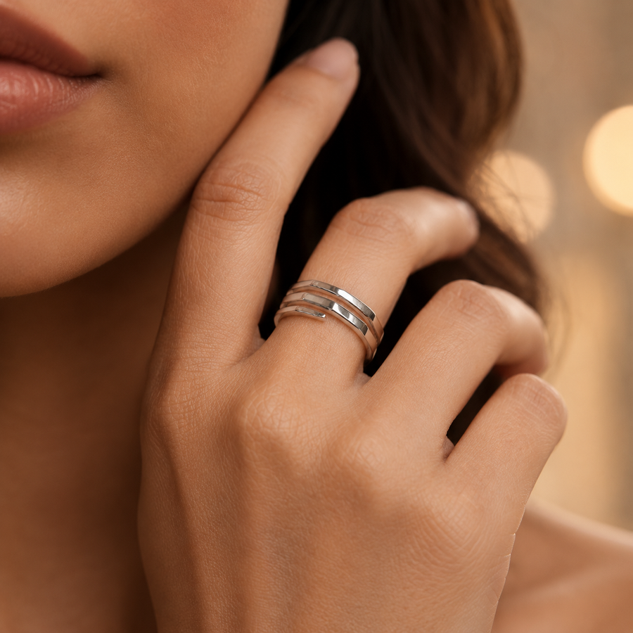 Spira Silver Ring