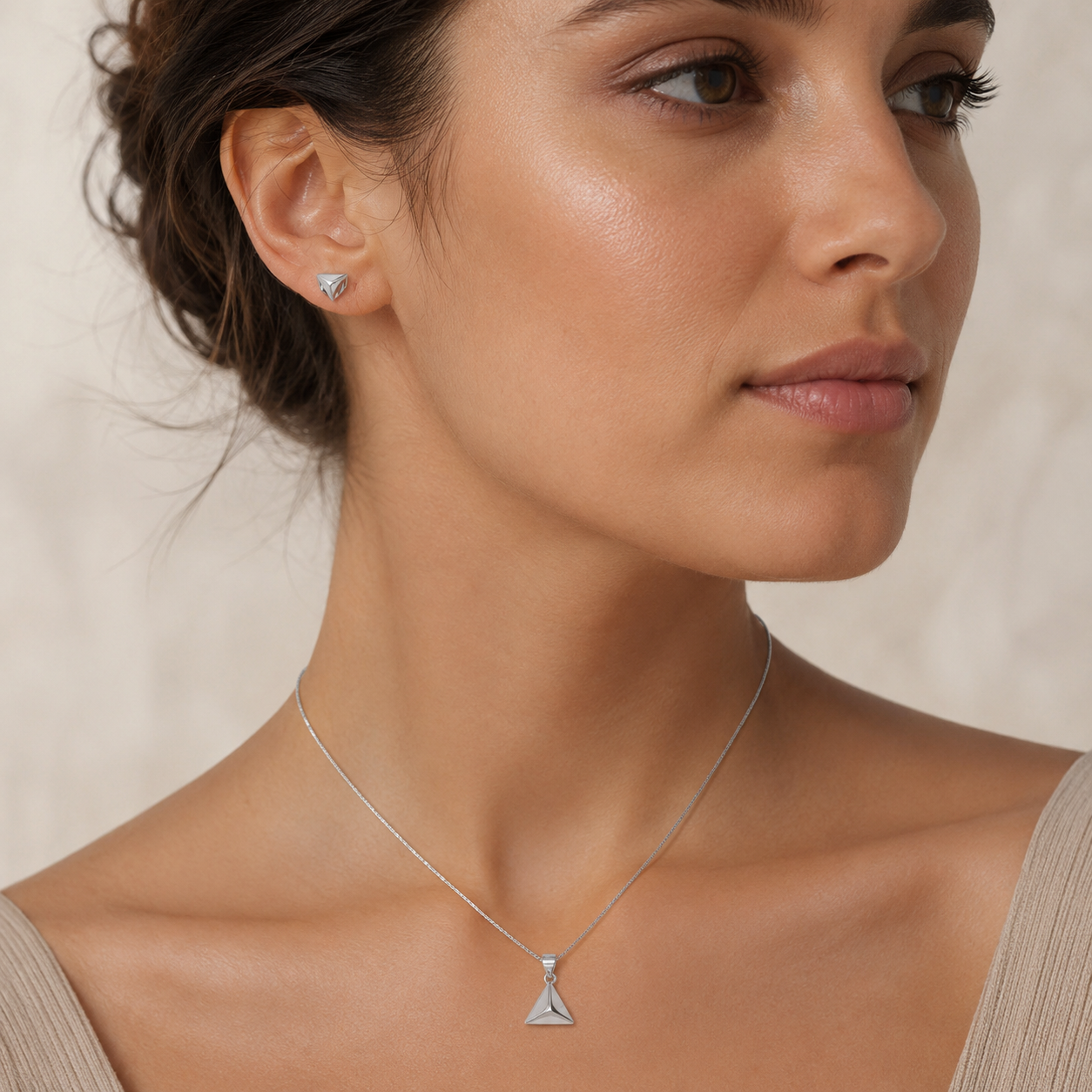 Tria Sleek Pendant Set