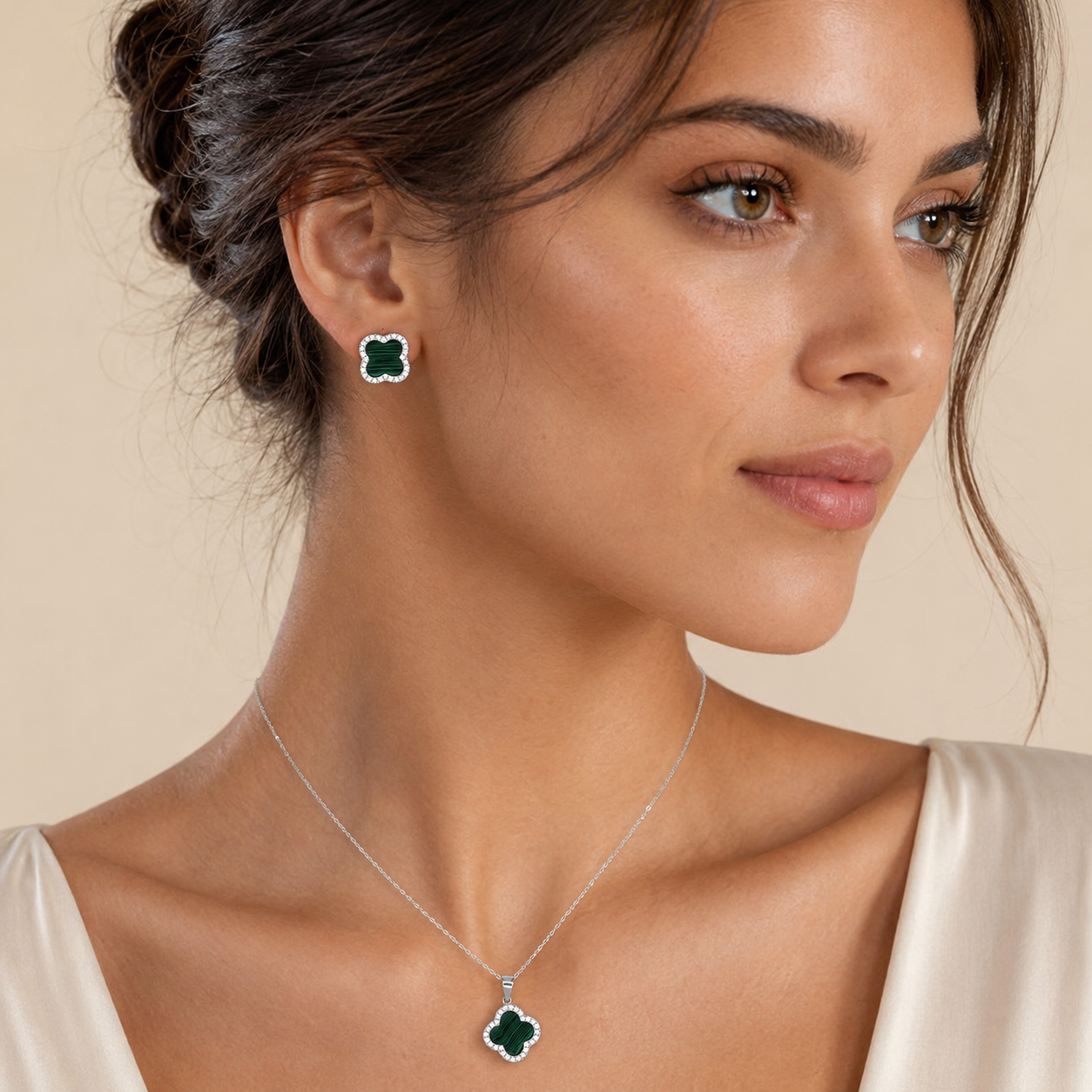 Verdant Diamond Pendant Set
