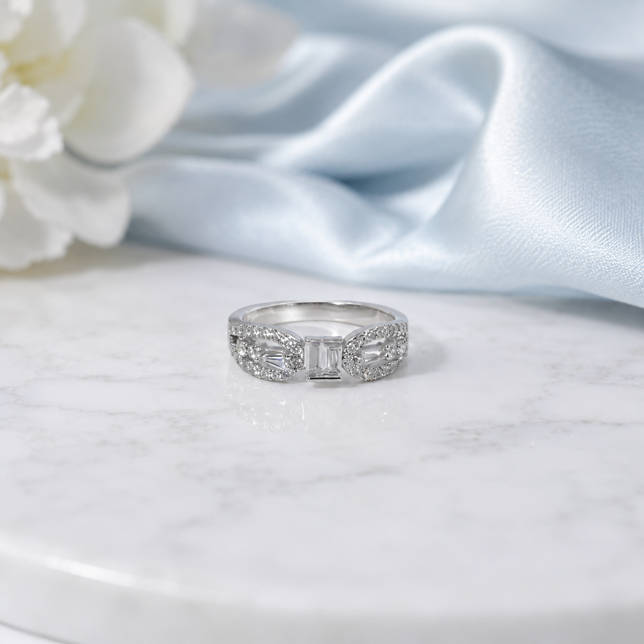Baguette Edge Ring