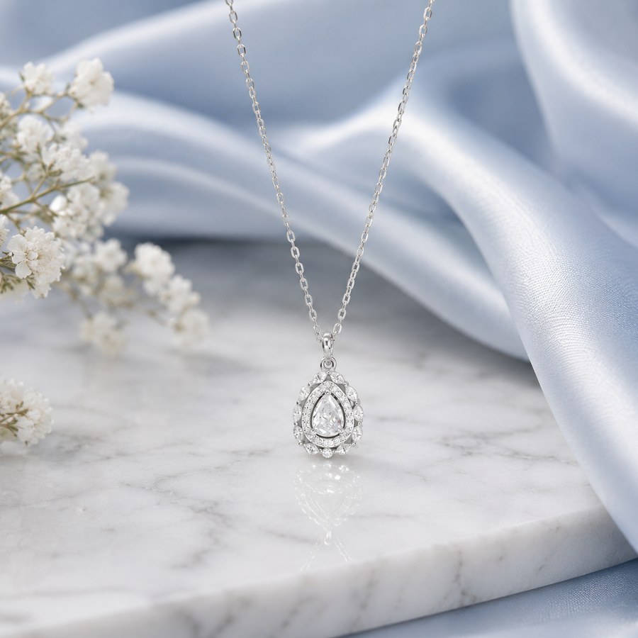 Pearlight Solitaire Pendant