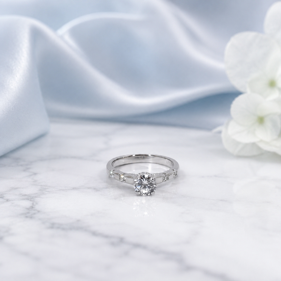 Diamond Poise Ring