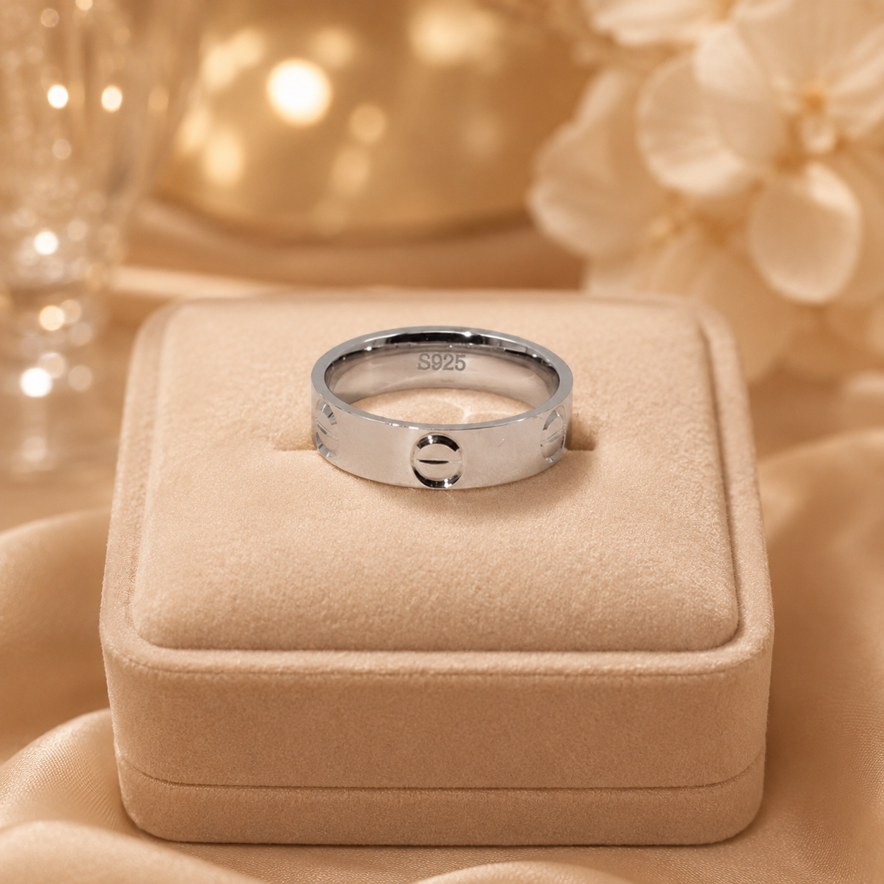 Evia Silver Band