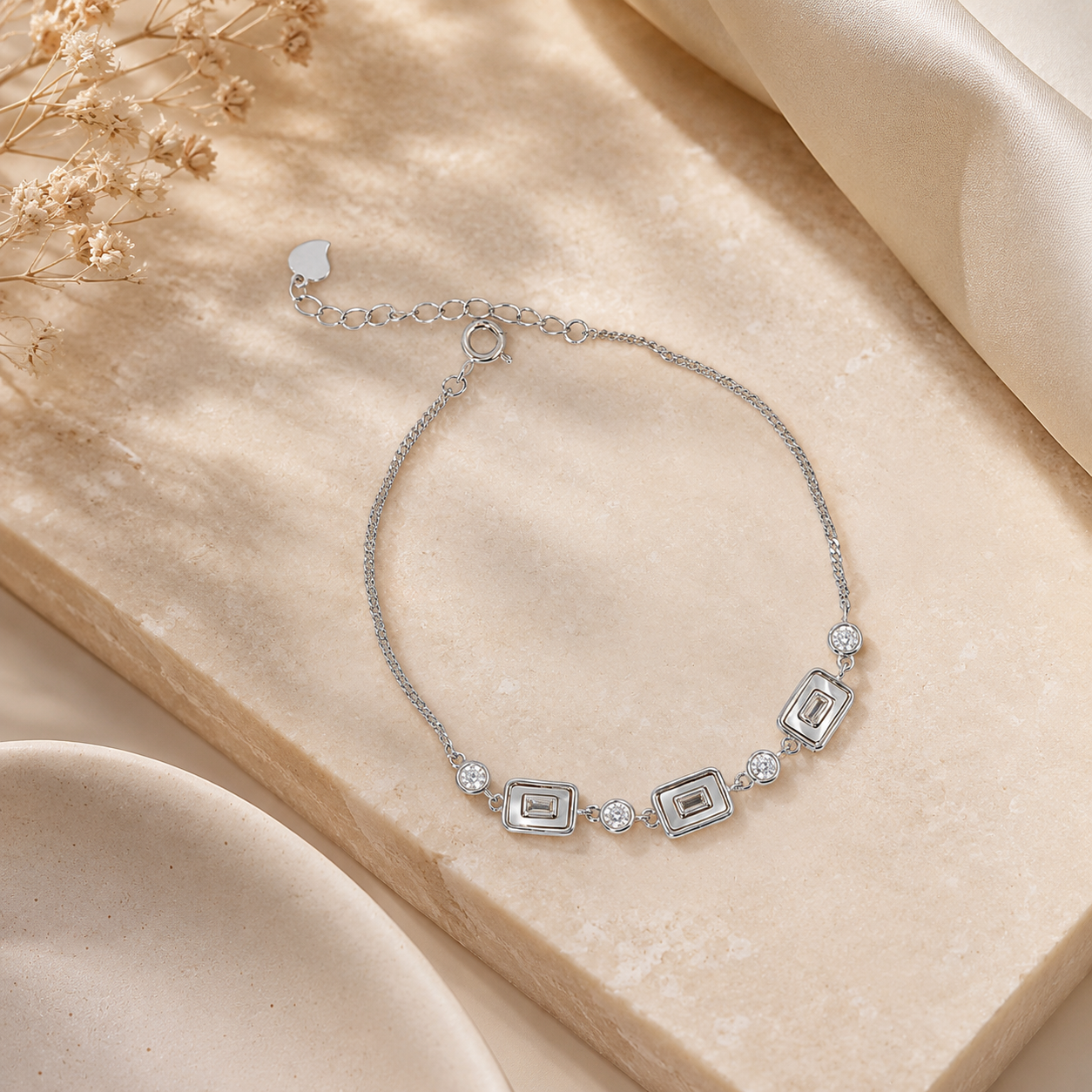 Pearl Chain Glow Bracelet