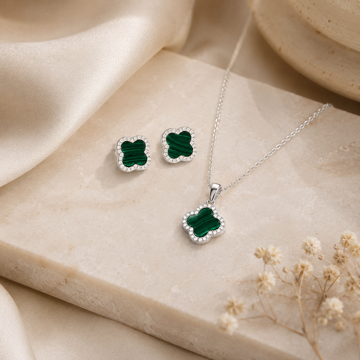 Verdant Diamond Pendant Set