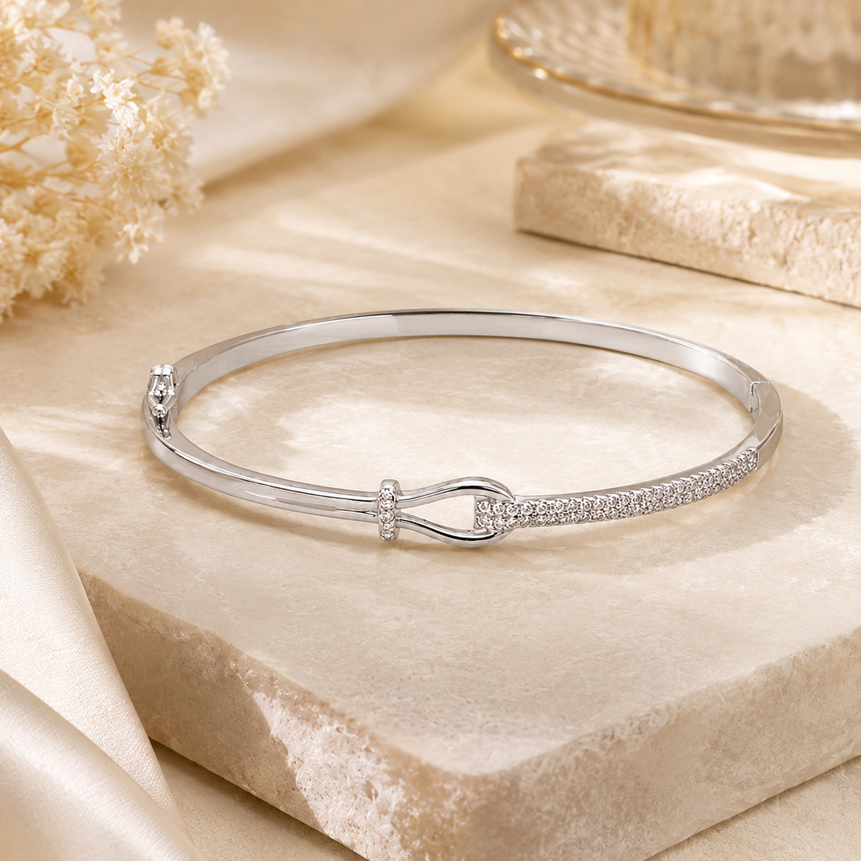 Curva Art Bracelet