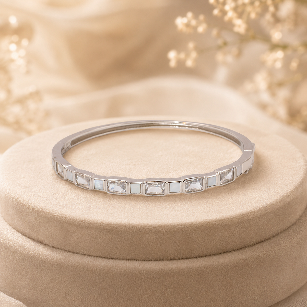 Pearl Shimmer Bracelet