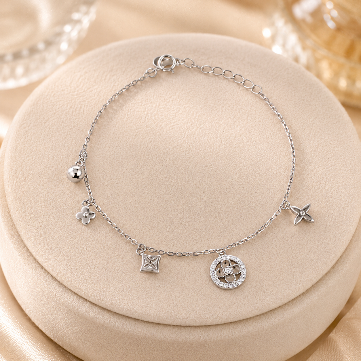 Charm Tale Bracelet