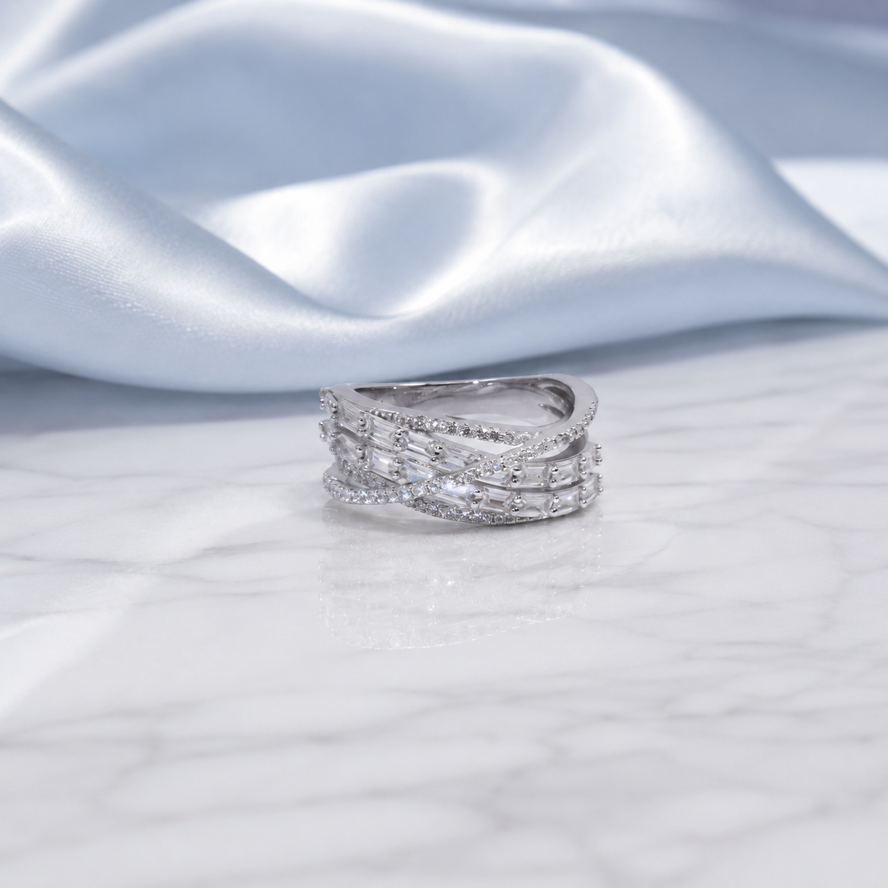 Silver Ring featuring Sleek Baguette & Round Diamonds