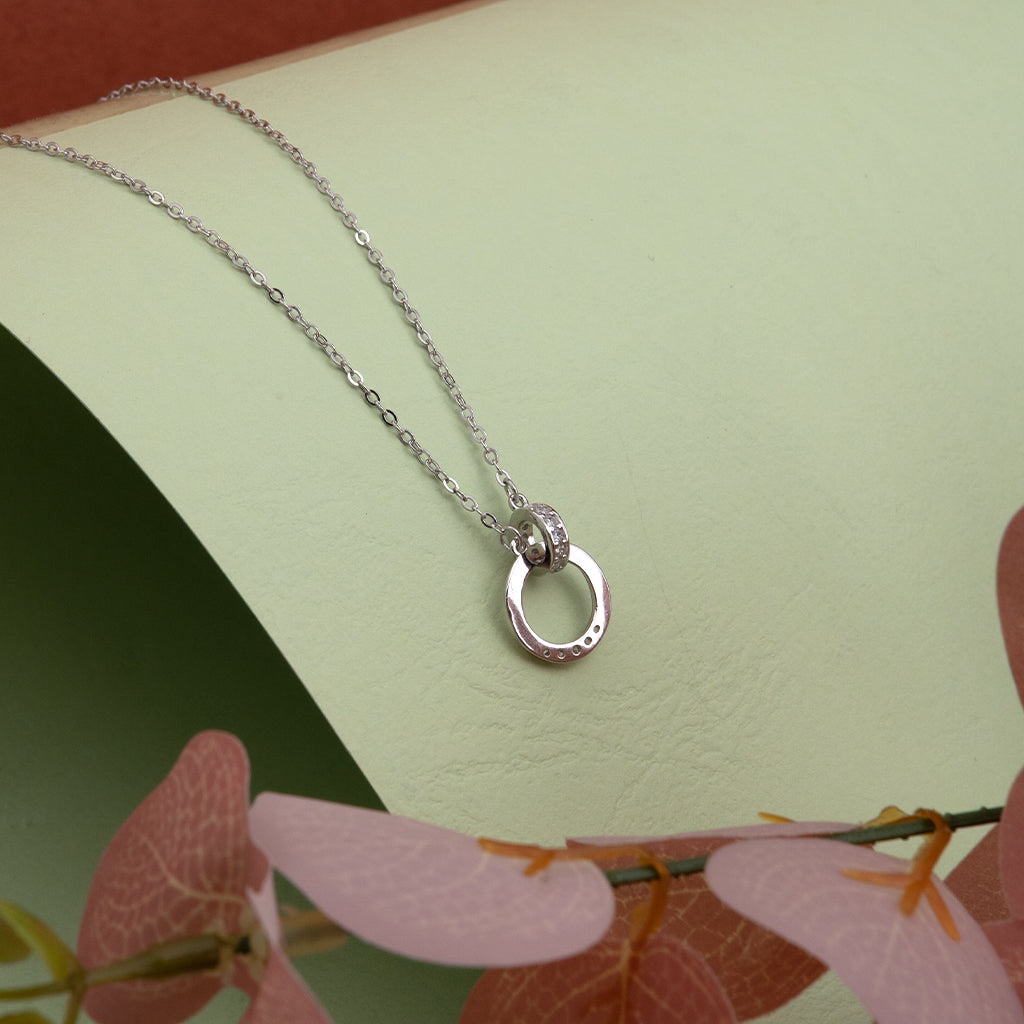 Interlocked Circle Silver Pendant