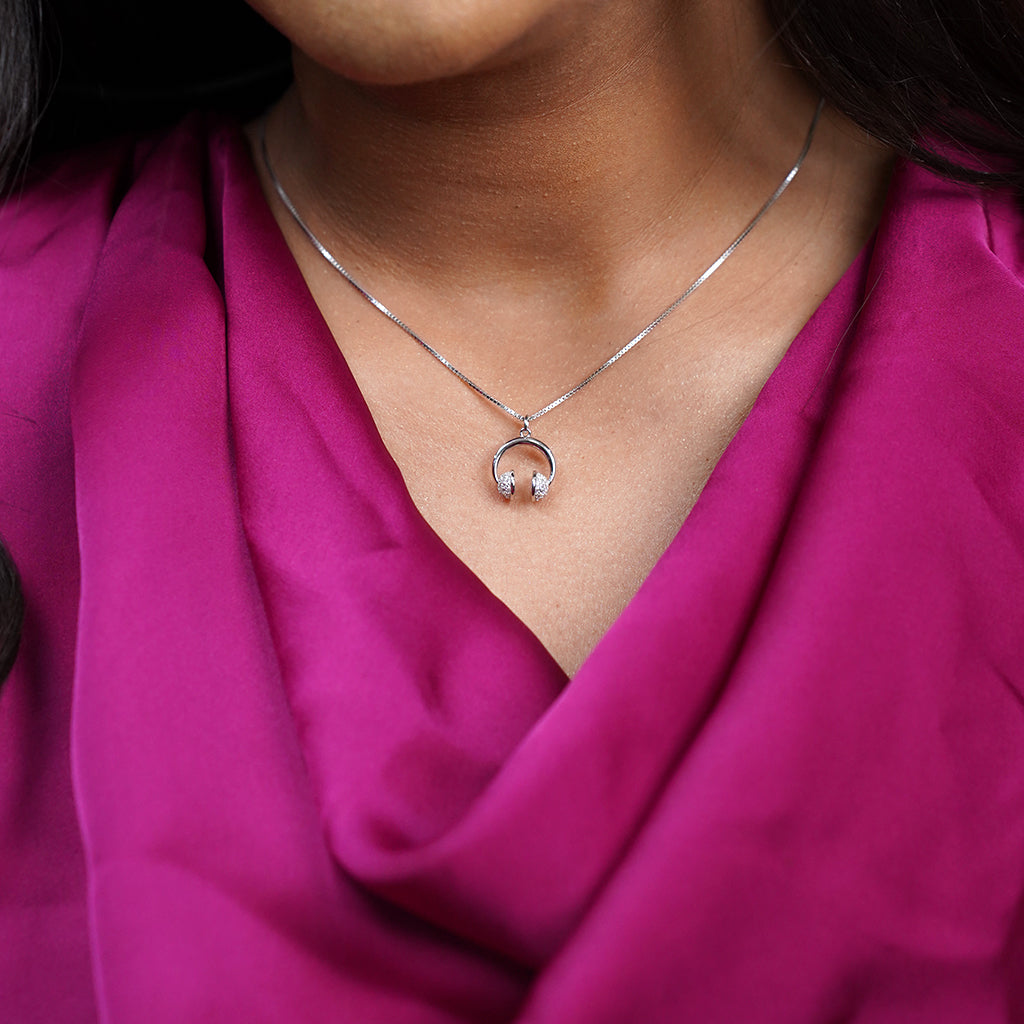Silver Headphones Shaped Pendant