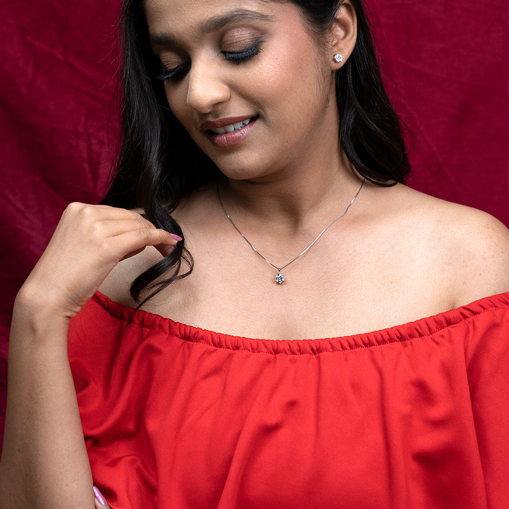 Solitaire Diamond Silver Pendant Set