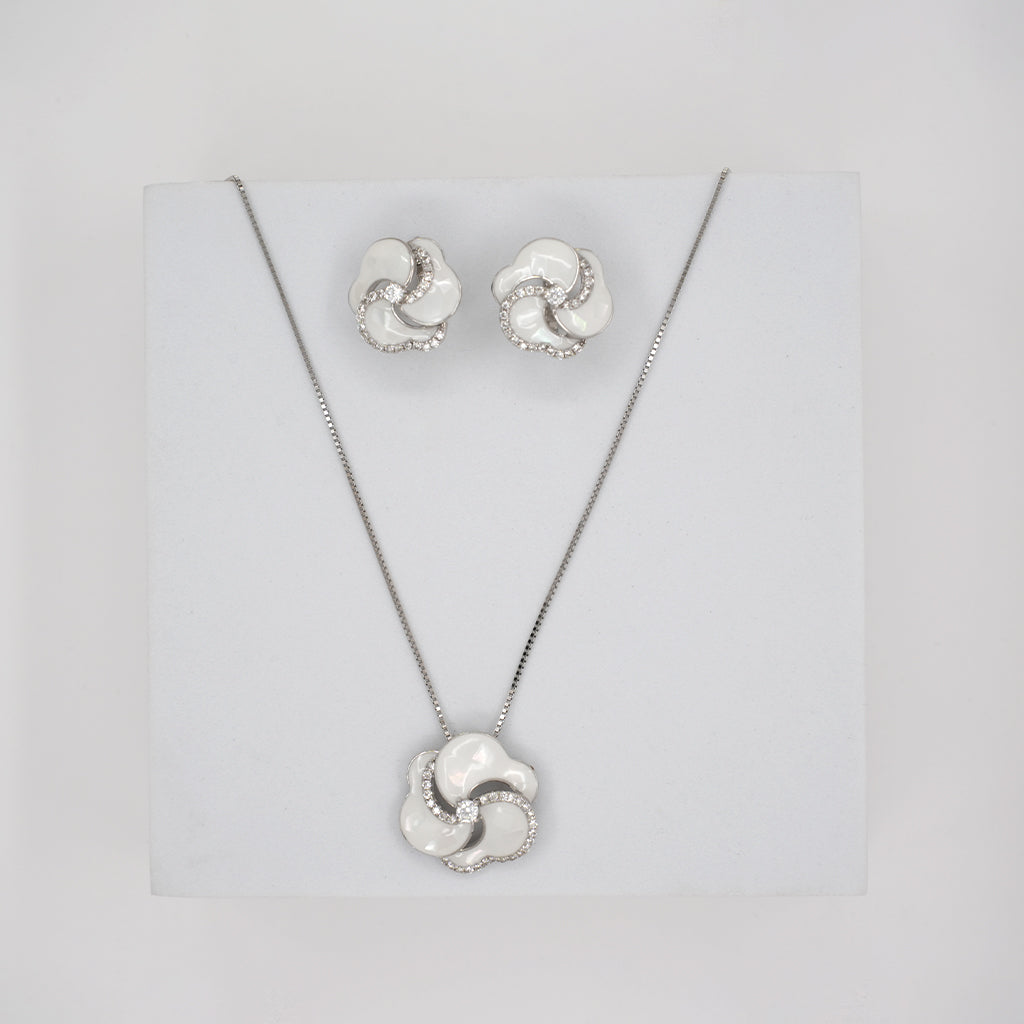 Silver Floral Jewellery Pendant Set with White Stones