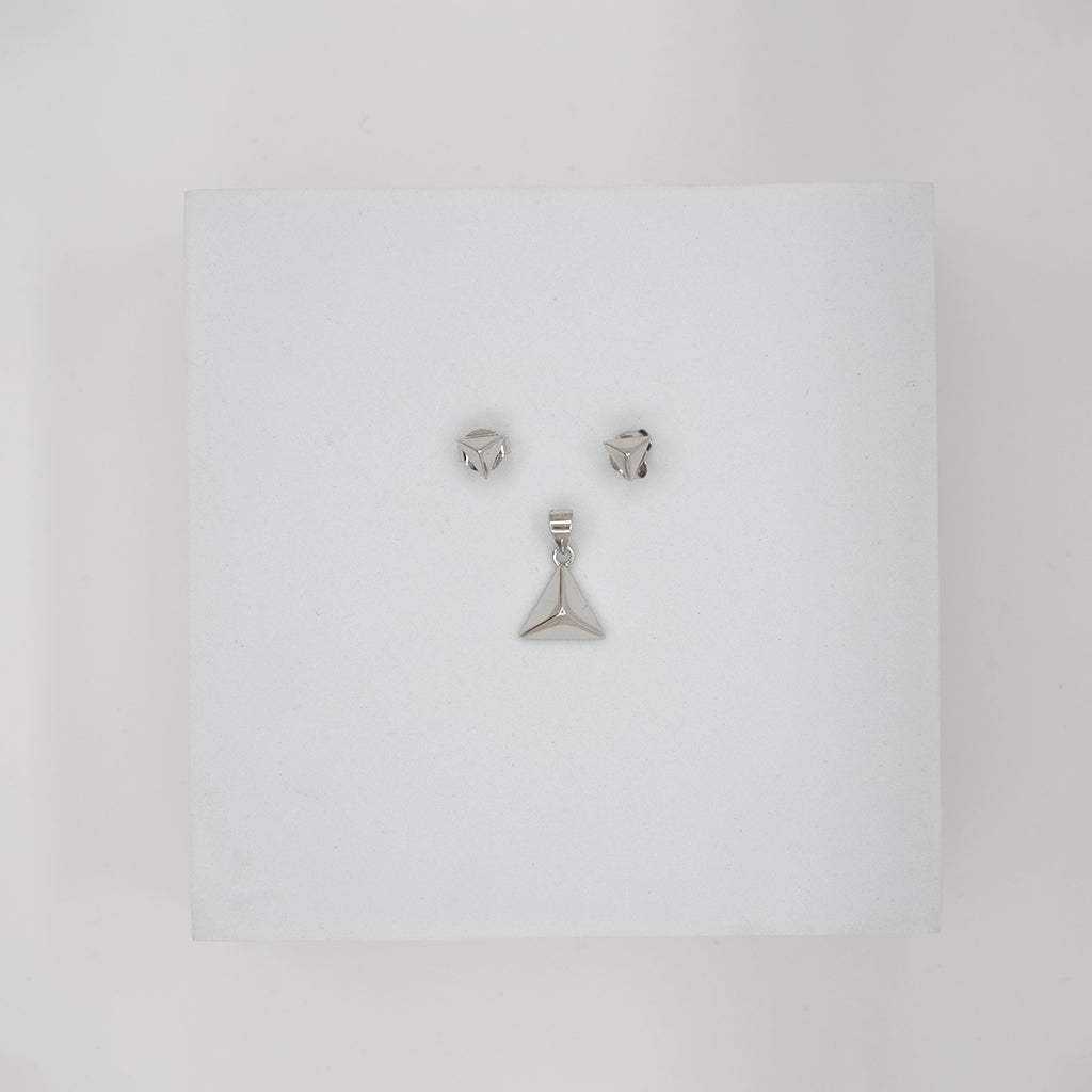 Sleek Trianglw Shaped Silver Pendant Set