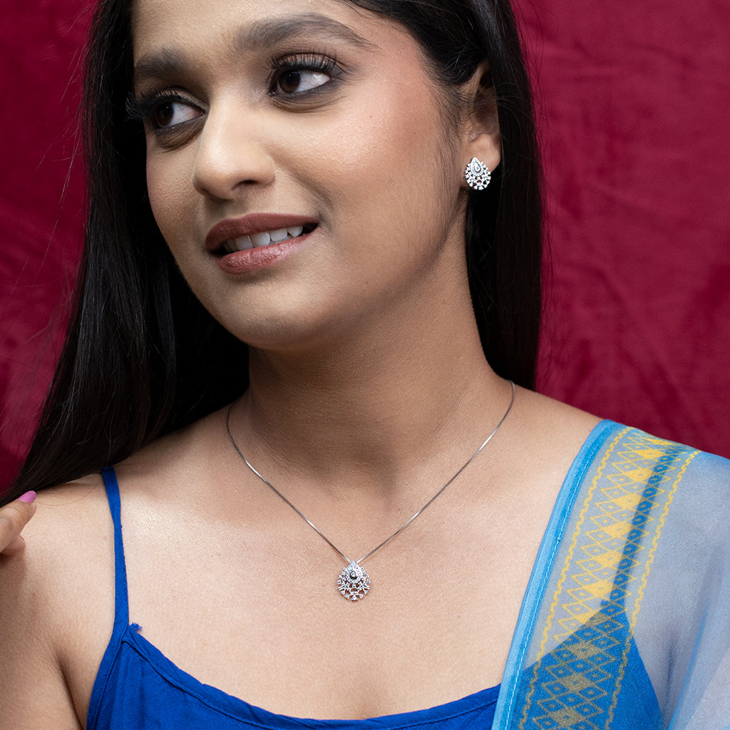 Classic Silver Pendant Set with Round Cut Diamonds