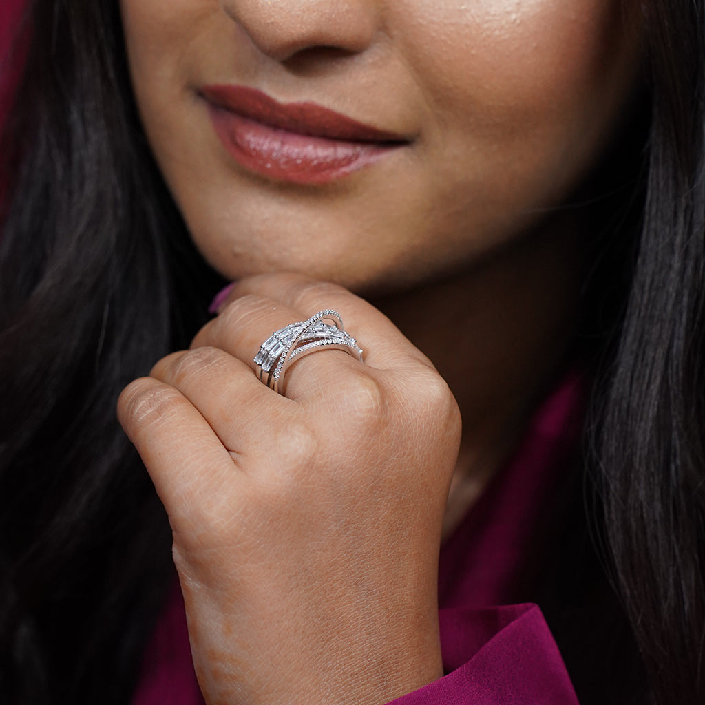 Silver Ring featuring Sleek Baguette & Round Diamonds
