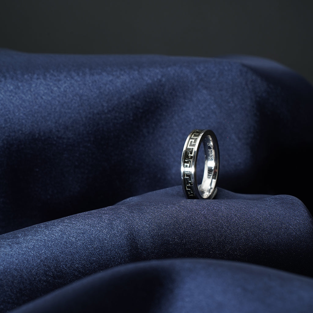 Silver Ring With Sleek & Subtle Design