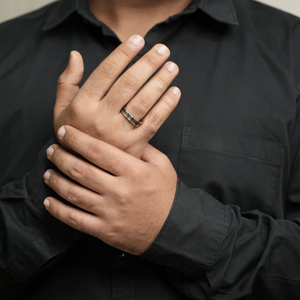 Silver Ring With Sleek & Subtle Design